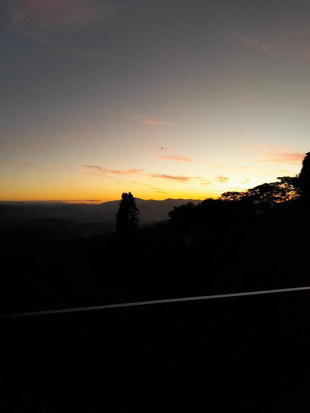 Recanto Dos Pinheiros Beautiful Mountain Views * Campos do Jordão